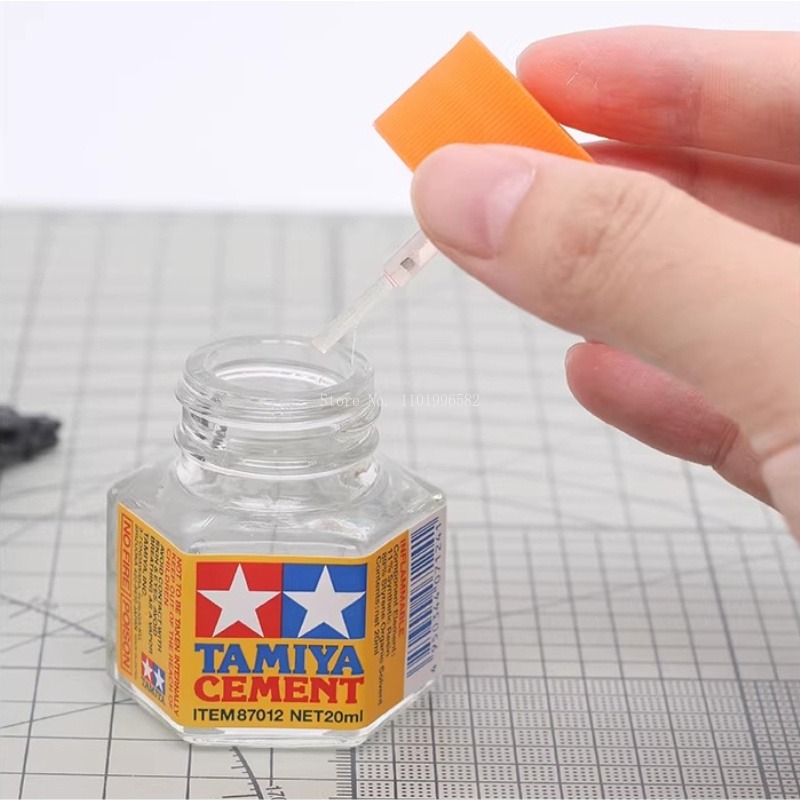 40ml Model Glue 87003/87038/87 - Tamiya Model Paint Set review and price